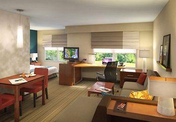 By Marriott 3* Champaign