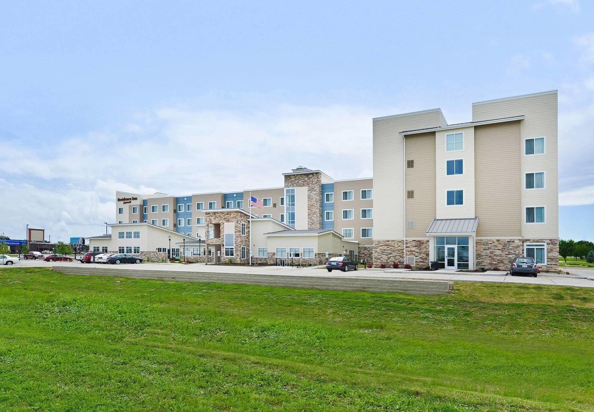 Hotel By Marriott 3*